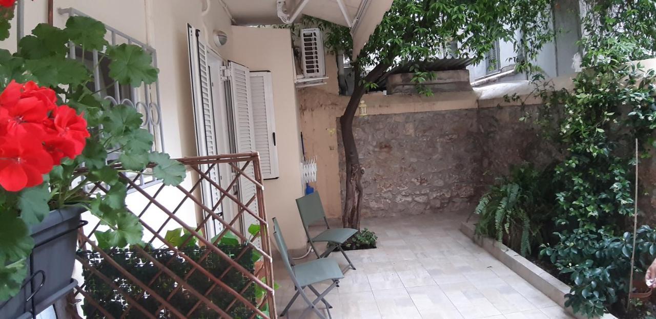 Cozy studio 5mins walk from Acropolis museum Ateny Zewnętrze zdjęcie