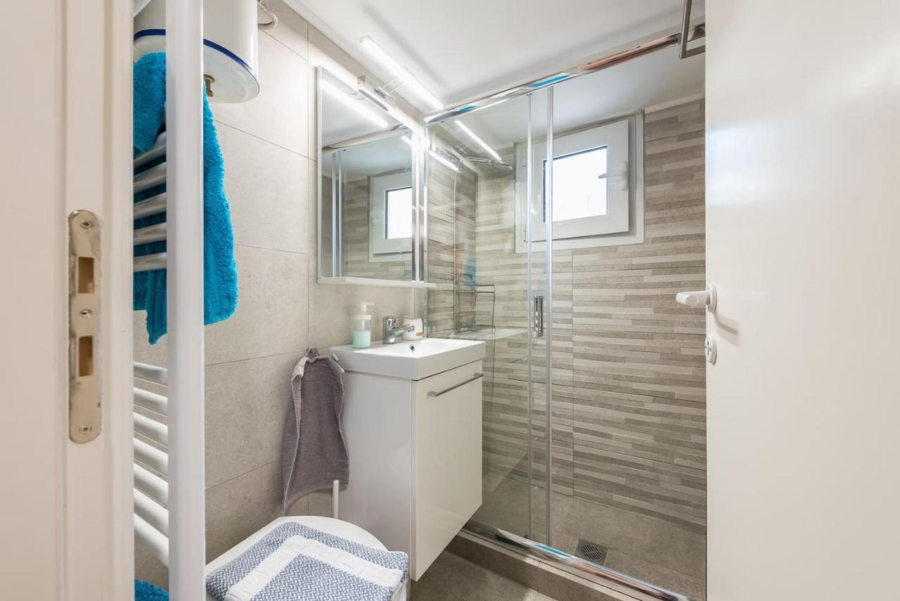 Cozy studio 5mins walk from Acropolis museum Ateny Zewnętrze zdjęcie