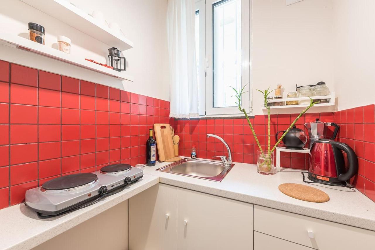Cozy studio 5mins walk from Acropolis museum Ateny Zewnętrze zdjęcie