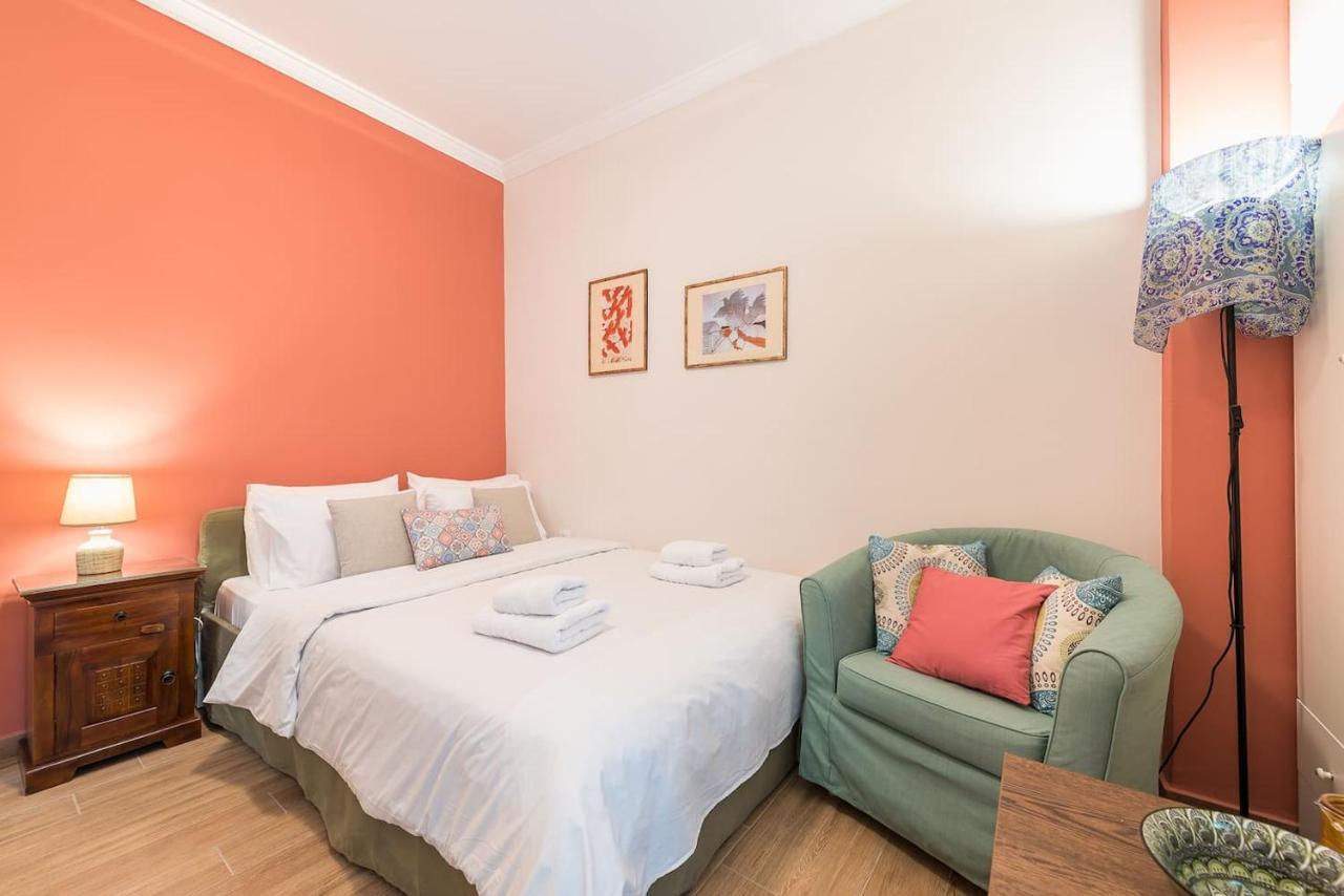 Cozy studio 5mins walk from Acropolis museum Ateny Zewnętrze zdjęcie